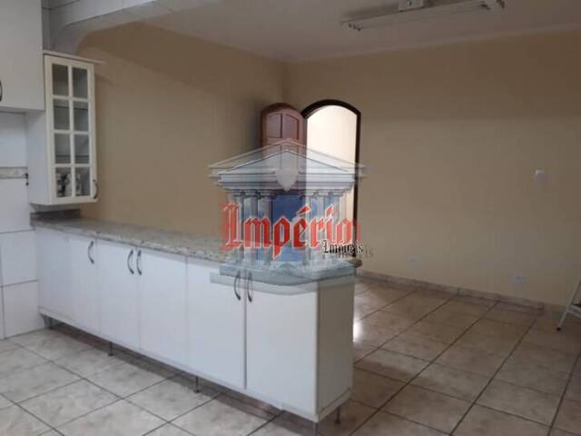 Sobrado para Venda em Santo André - 3